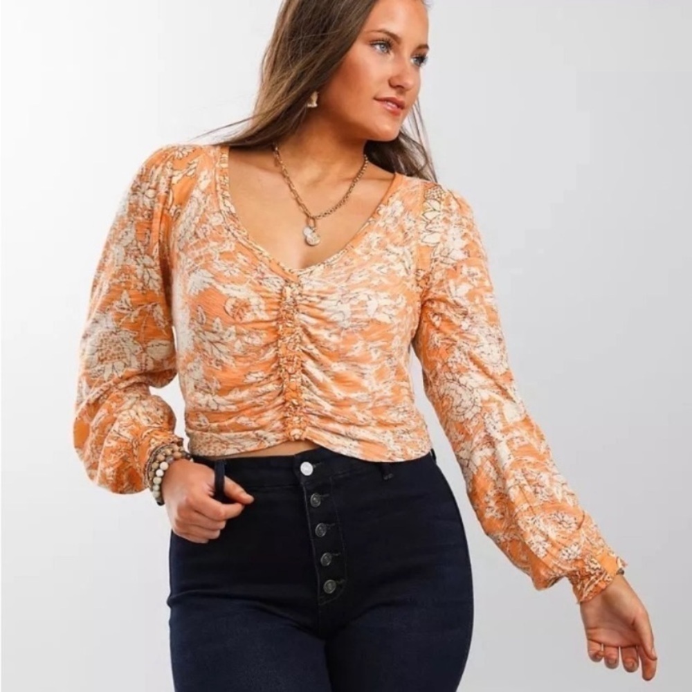 Free People Say The Word Top Blood Orange Floral Ruched Long Sleeve Blouse S NWT - Picture 8 of 11